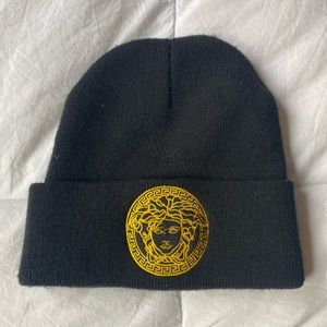 Black Versace beanie